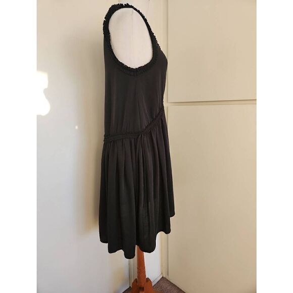 H&M LBD, Sleeveless,  Ruffled at Neckline, Armhole and Waist. Babydoll Style. 
S - Picture 8 of 10